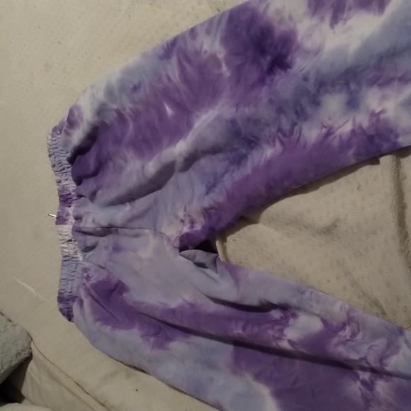 Refuge by Charlotte Russe tie dye sweatsuit - Picture 10 of 10